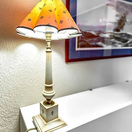 Americas Family Pensión *