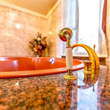 Americas Family בית הארחה