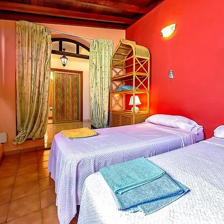 Americas Family בית הארחה פלאייה דה לאס אמריקס